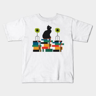 Cat, books and flowers Kids T-Shirt